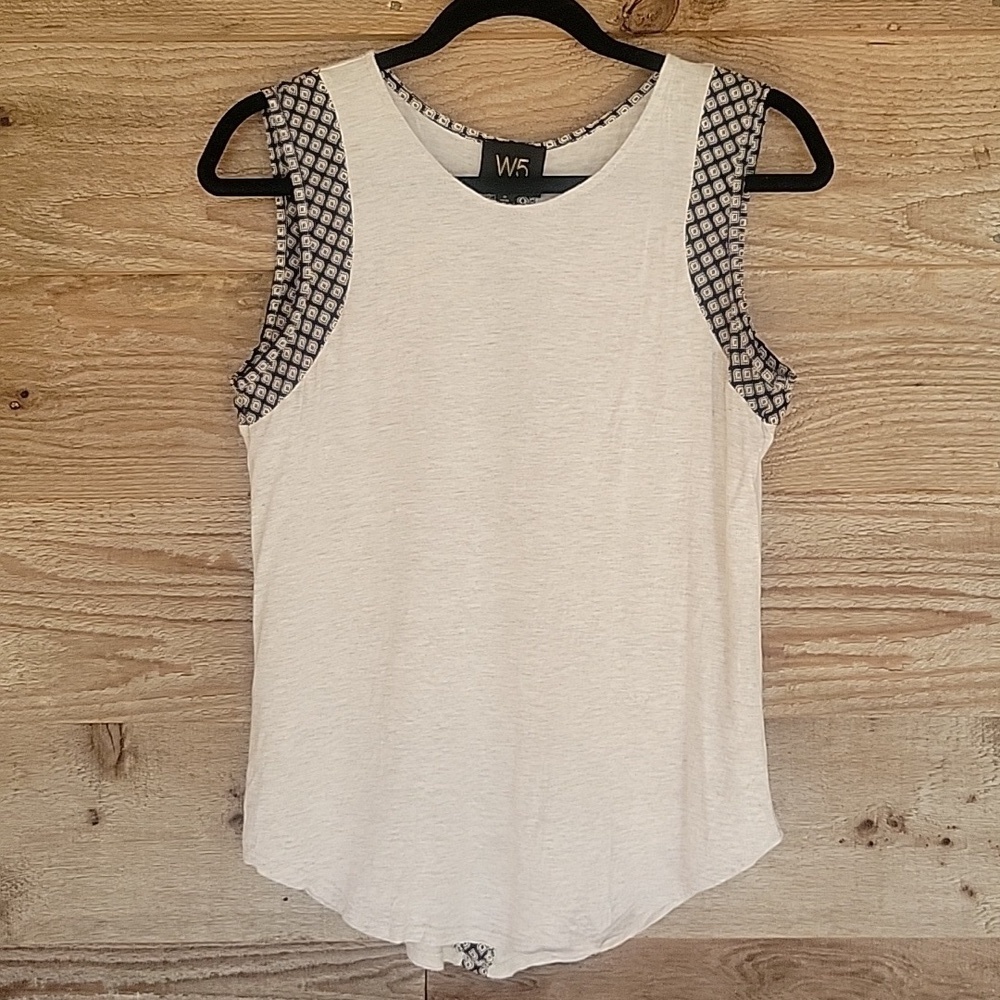 W5 Anthropologie Sleeveless Shirt Oatmeal with Navy Trim Size Small